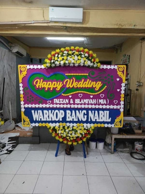 Papan Bunga di Lelea